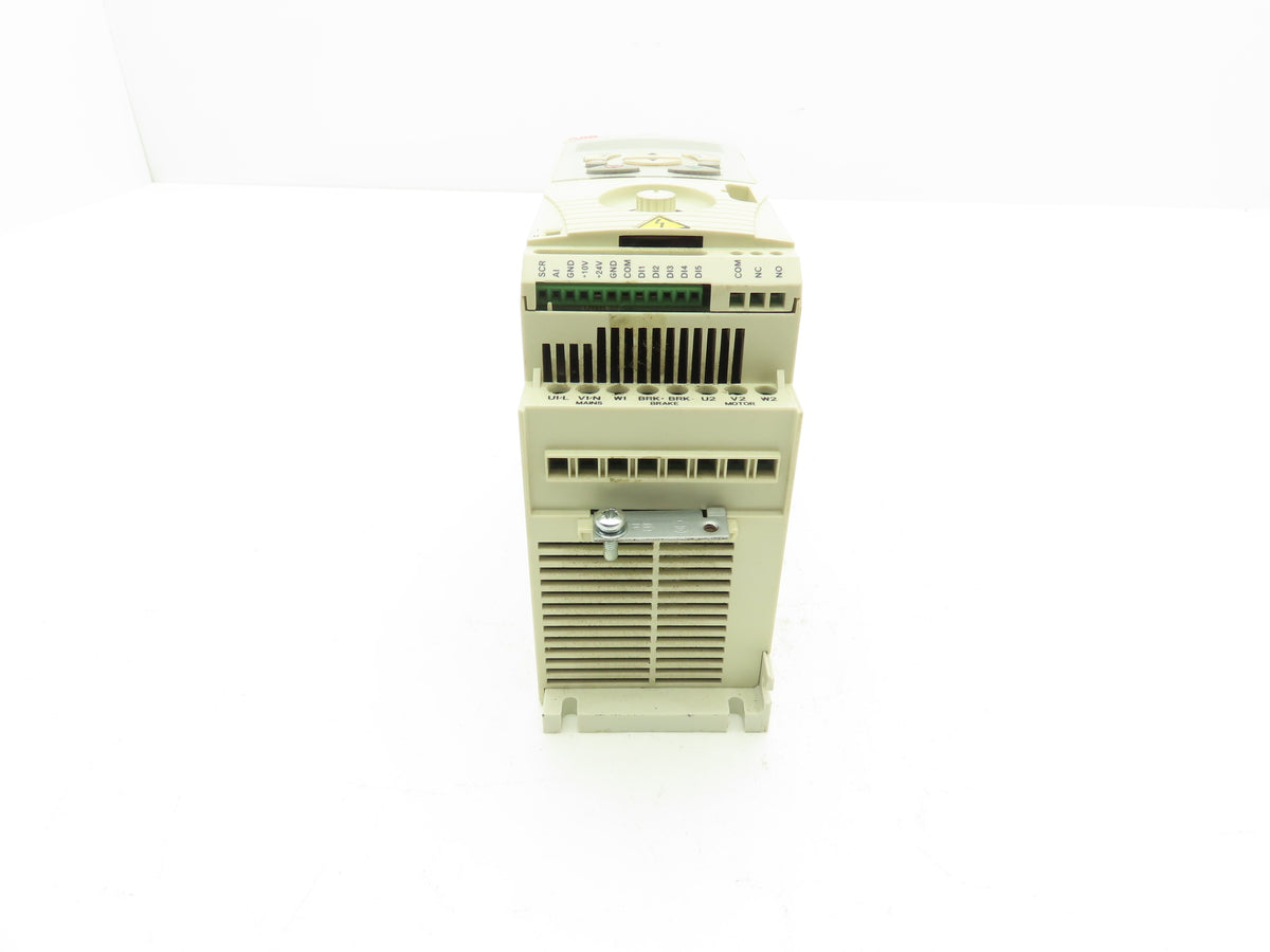 ABB ACS150-03U-05A6-4 Micro Drive 2.2 kW 3 HP 400/480V 3Ph Frequency Converter