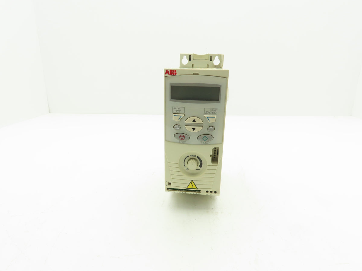ABB ACS150-03U-05A6-4 Micro Drive 2.2 kW 3 HP 400/480V 3Ph Frequency Converter