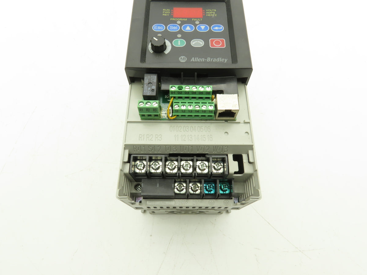 Allen Bradley 22A-D6P0N104 PowerFlex 4 AC Drive 2.2 kW 3 HP 380-480V 3Ph VFD