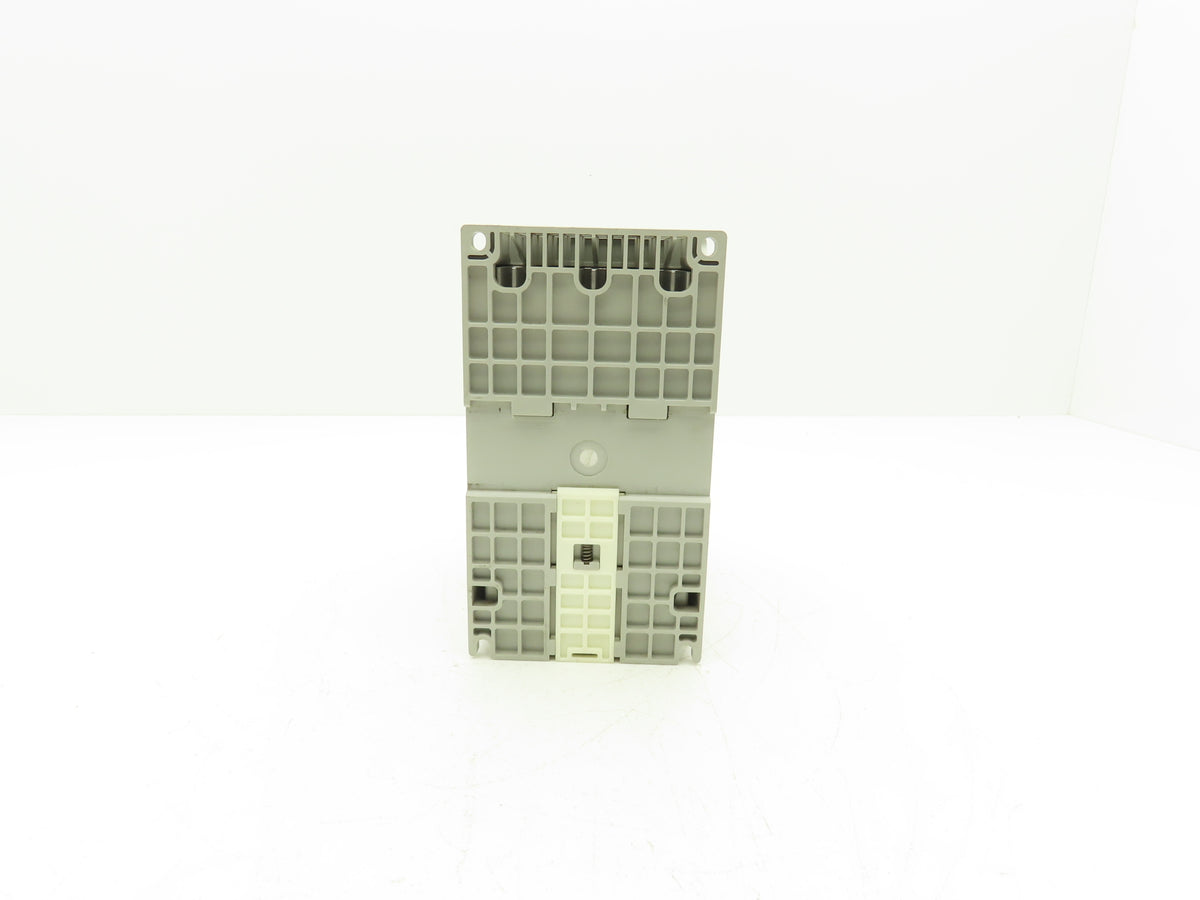 Allen Bradley 22A-D6P0N104 PowerFlex 4 AC Drive 2.2 kW 3 HP 380-480V 3Ph VFD