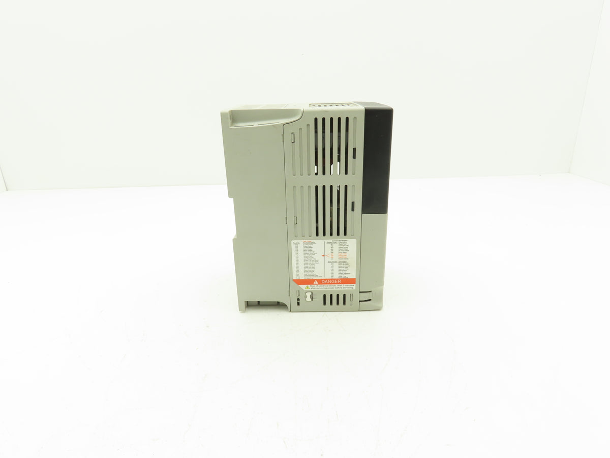 Allen Bradley 22A-D6P0N104 PowerFlex 4 AC Drive Variable Speed VFD 3Hp 480V 3PH