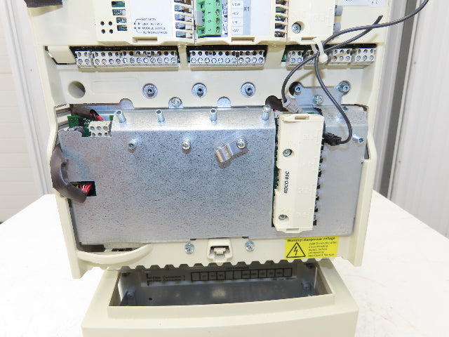 ABB ACS800-U11-0025-5 Variable AC Drive VFD 25Hp 34A 480V 3PH