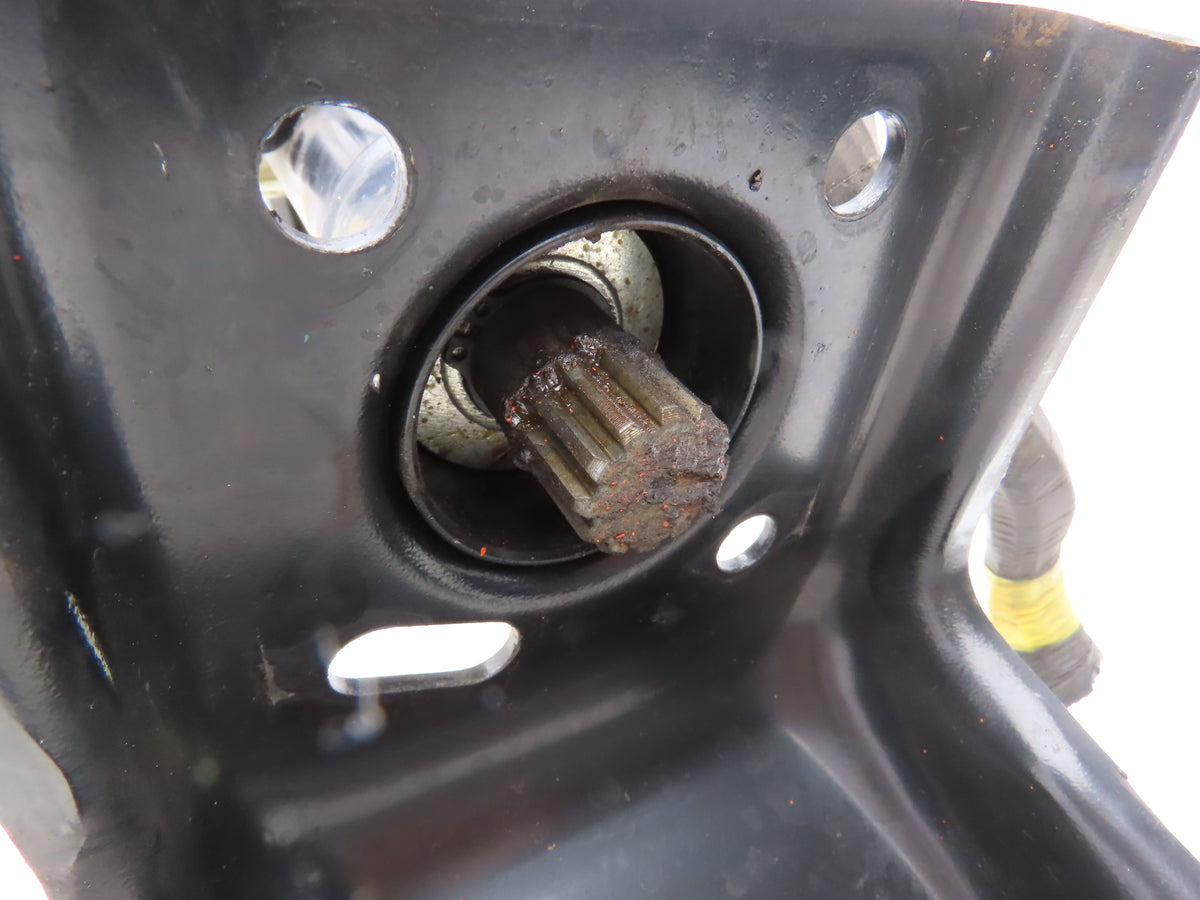 Toyota Electric Forklift Steering Wheel With Column Removed From 7FBCU18