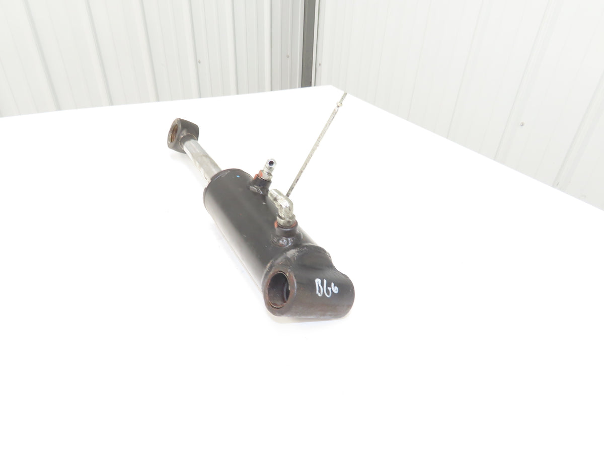 Toyota 65520-U2201-71 Forklift Hydraulic Mast Tilt Cylinder Removed From 7FBCU18
