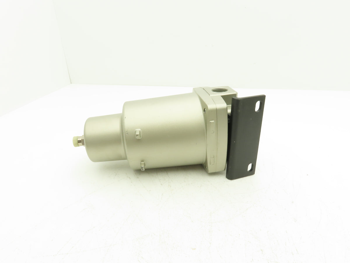 SMC AM550-N06-T Pneumatic Mist Separator Dust Oil 0.3 m 145 PSI 124 cfm 3/4" NPT