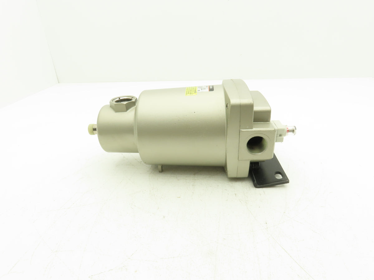 SMC AM550-N06-T Pneumatic Mist Separator Dust Oil 0.3 m 145 PSI 124 cfm 3/4" NPT