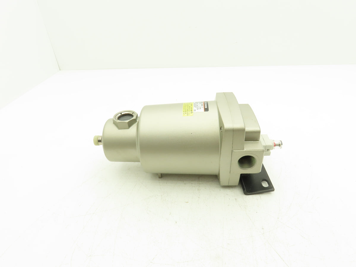 SMC AM550-N06-T Pneumatic Mist Separator Dust Oil 0.3 m 145 PSI 124 cfm 3/4" NPT