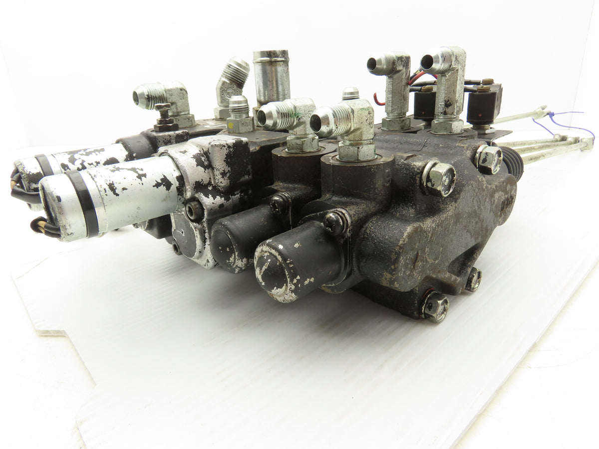 Toyota 67630-U2160-71 Hydraulic 4-Spool Forklift Mast Control Valve Off 7FBCU18