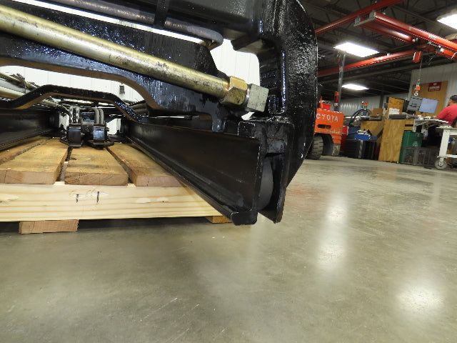 Hyster E50Z-33 Forklift Mast 156" 2-Stage 4 Lever 4400lbs Class 2 Carriage