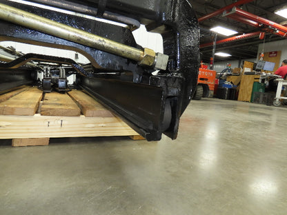 Hyster E50Z-33 Forklift Mast 156" 2-Stage 4 Lever 4400lbs Class 2 Carriage