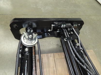 Toyota 7FBCU18 Electric Forklift Mast 4 Lever 3-Stage 189" Lift 4800lb Class II