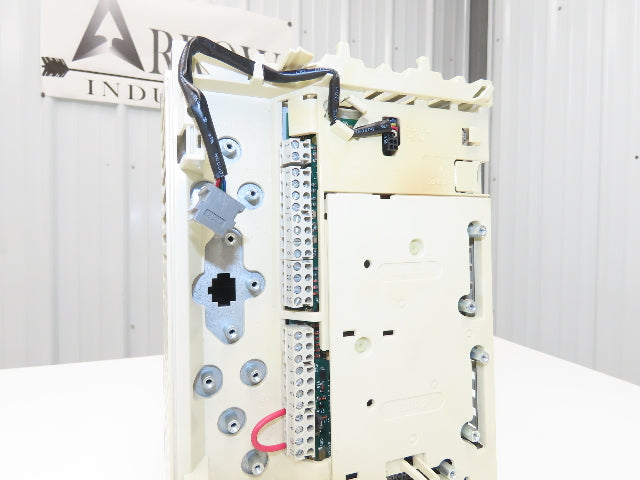ABB ACS800-U1-0006-5+P901 Variable Speed AC Drive VFD 5Hp 3PH *Parts or Repair*