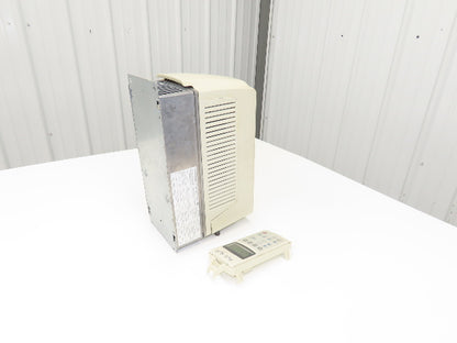ABB ACS800-U1-0006-5+P901 Variable Speed AC Drive VFD 5Hp 3PH *Parts or Repair*