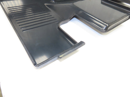 Hyster Hood Plastic Cover Removed From E40HSD Stand On Forklift