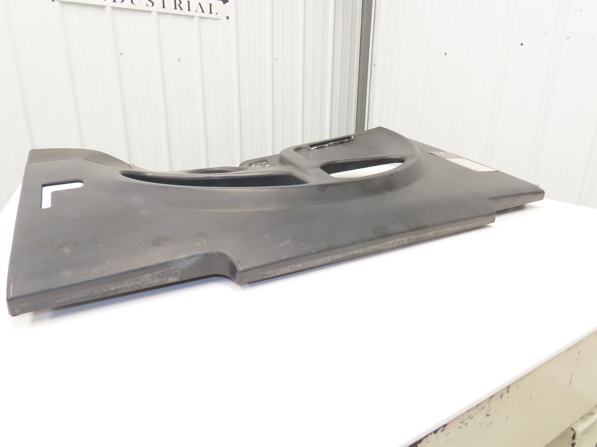 Hyster Operator Center Plastic Cover Removed From E40HSD Forklift