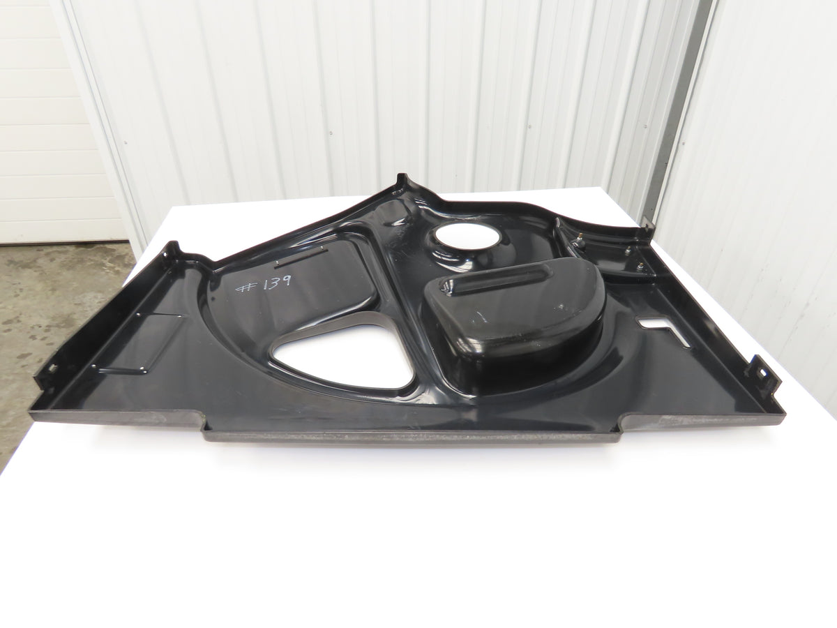 Hyster Operator Center Plastic Cover Removed From E40HSD Forklift