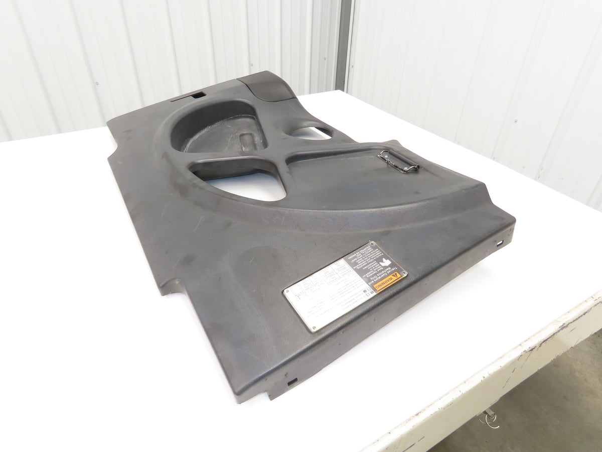 Hyster Operator Center Plastic Cover Removed From E40HSD Forklift
