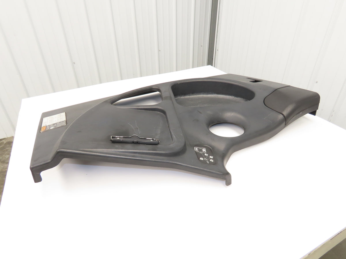 Hyster Operator Center Plastic Cover Removed From E40HSD Forklift