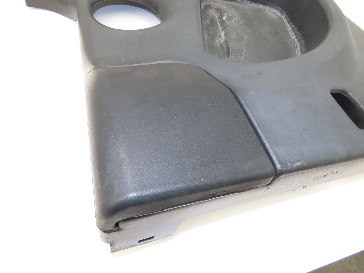 Hyster Operator Center Plastic Cover Removed From E40HSD Forklift