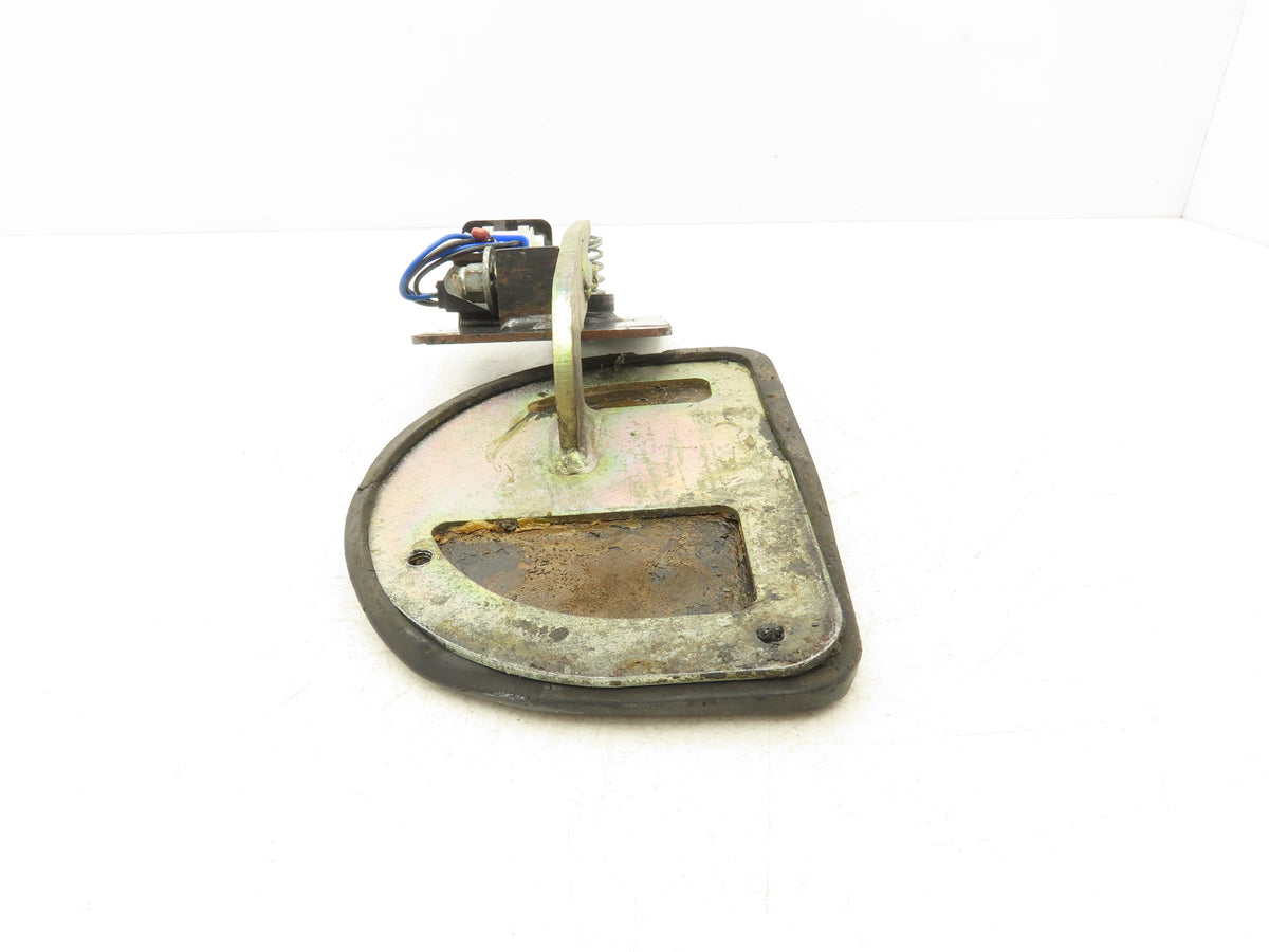 Hyster Brake Pedal Assembly Removed From E40HSD Electric Stand Up Forklift