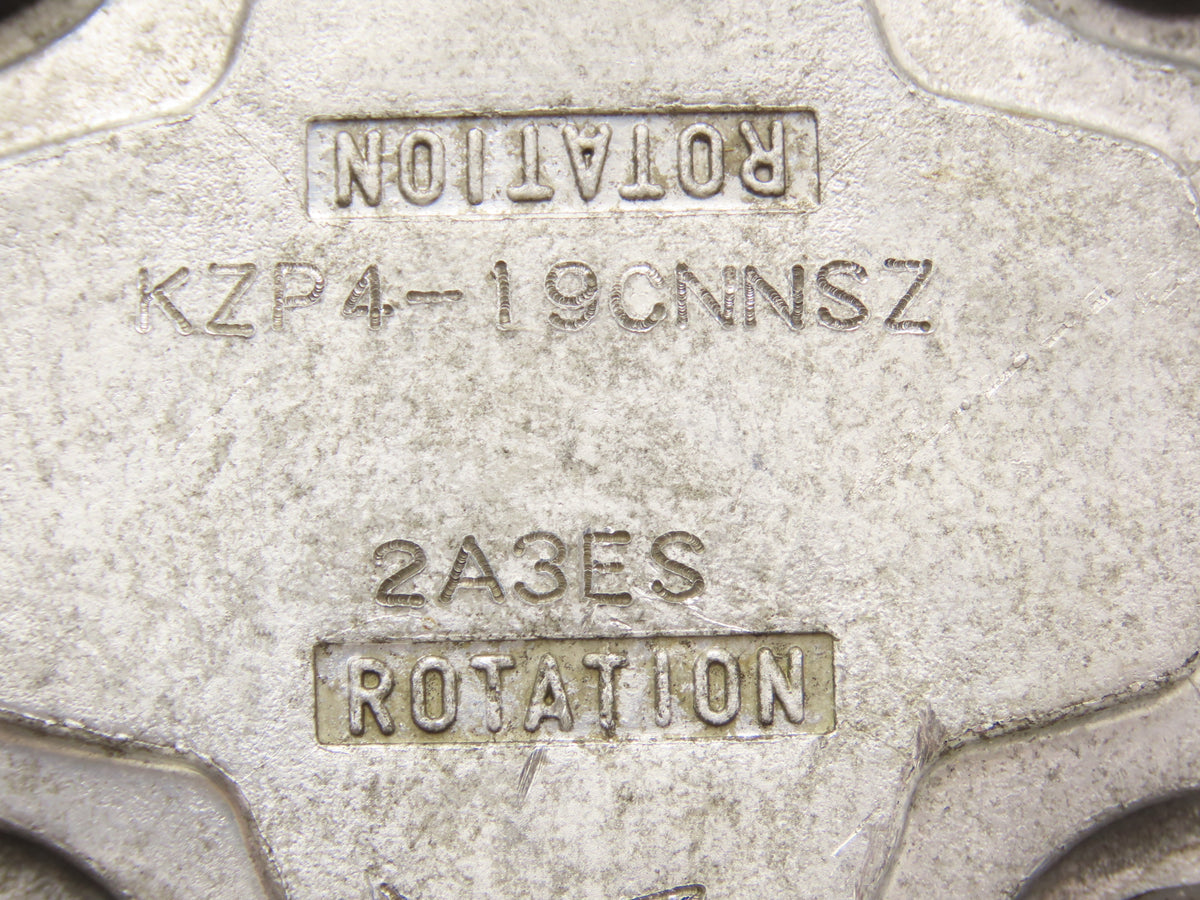 Kayaba KZP4-19CNNSZ Hydraulic Pump Removed From Hyster E40HSD Forklift