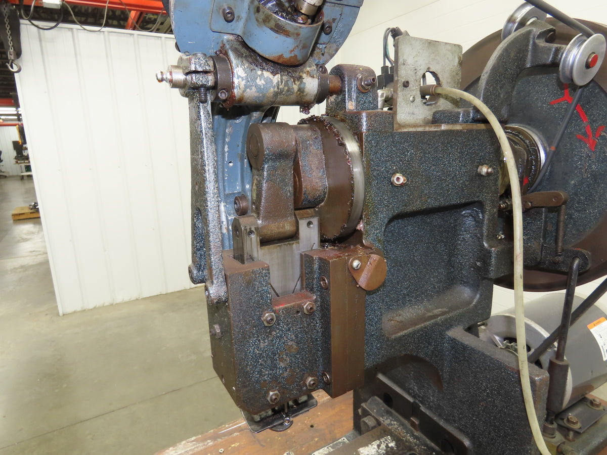 Emhart Model WT Mechanical Eyelet Grommet Punch Press 115V Bench Mount PCI
