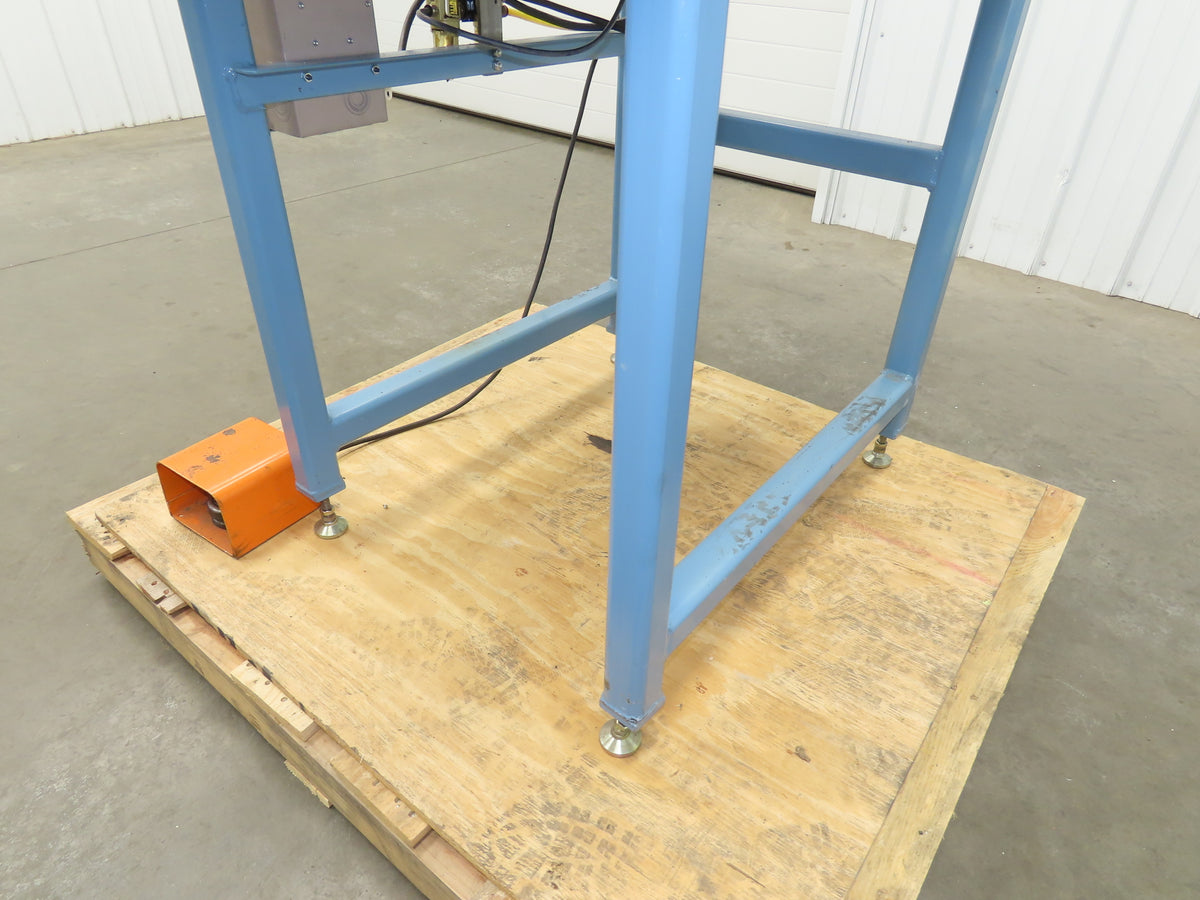 Emhart Model WT PCI Mechanical Eyelet Grommet Punch Press 115V Bench Mount