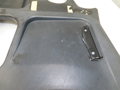 Hyster Operator Center Plastic Cover Removed From E40HSD Forklift