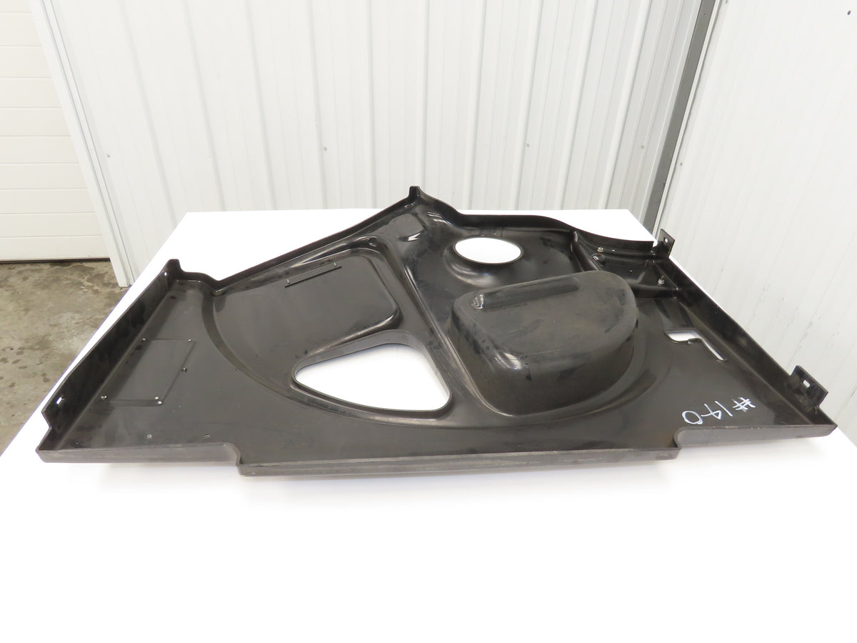 Hyster Operator Center Plastic Cover Removed From E40HSD Forklift