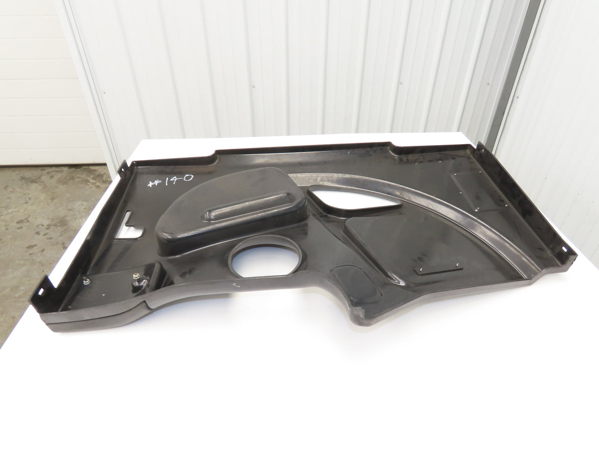 Hyster Operator Center Plastic Cover Removed From E40HSD Forklift