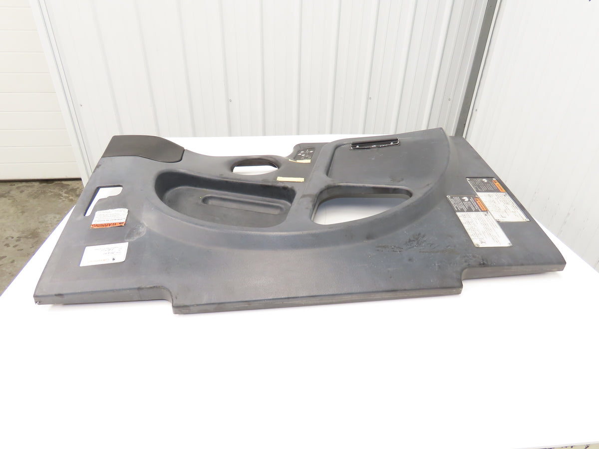 Hyster Operator Center Plastic Cover Removed From E40HSD Forklift