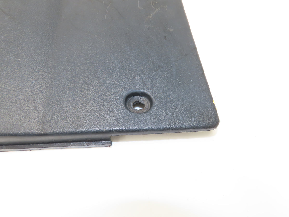 Hyster Operator Center Plastic Cover Kick Plate Off E40HSD Forklift