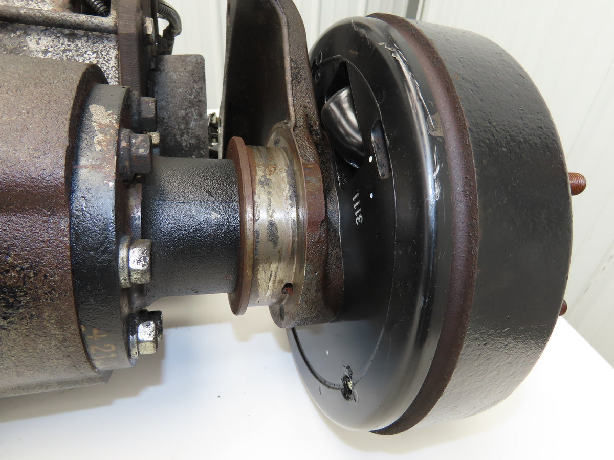 Toyota 7FBCU18 Electric Forklift Motor Drive Front Axle 8 Lug Off 7FBCU18