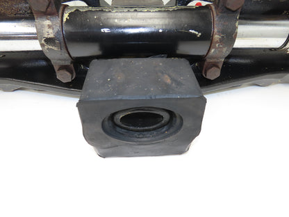 Hyster E60Z-33 Electric Forklift Rear Axle Dual Hydraulic Steering Assembly