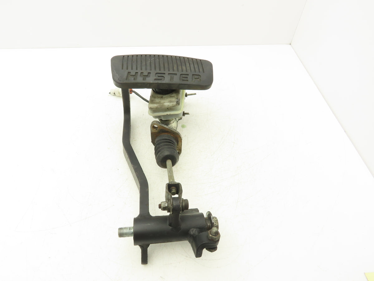 Hyster Brake Pedal & Master Cylinder Assembly Removed From E60Z-33 Forklift