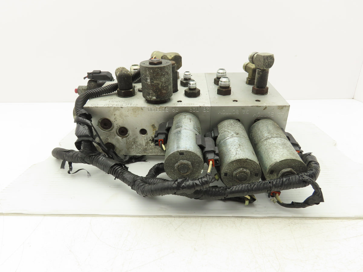 Hyster 8530551Hydraulic Manifold Block From E60Z-33 Forklift