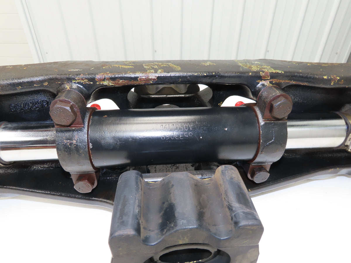 Hyster E50XN-33 Electric Forklift Rear Axle Dual Hydraulic Steering Assembly