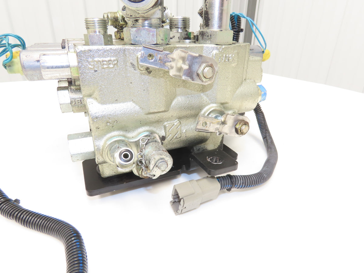 Hyster 8543652-0062681 Hydraulic 4 Lever Spool Valve Mast Control E50XN-33