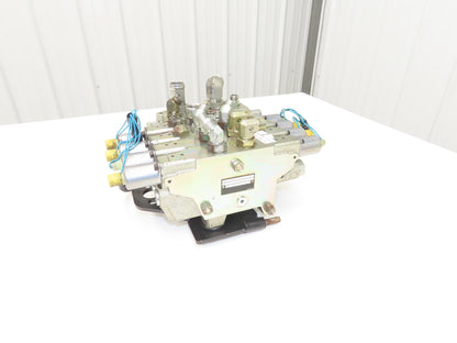 Hyster 8543652-0062681 Hydraulic 4 Lever Spool Valve Mast Control E50XN-33