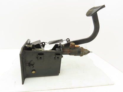 Toyota 5FBGCU18 Electric Forklift Hydraulic Brake Pedal Master Cylinder Assembly