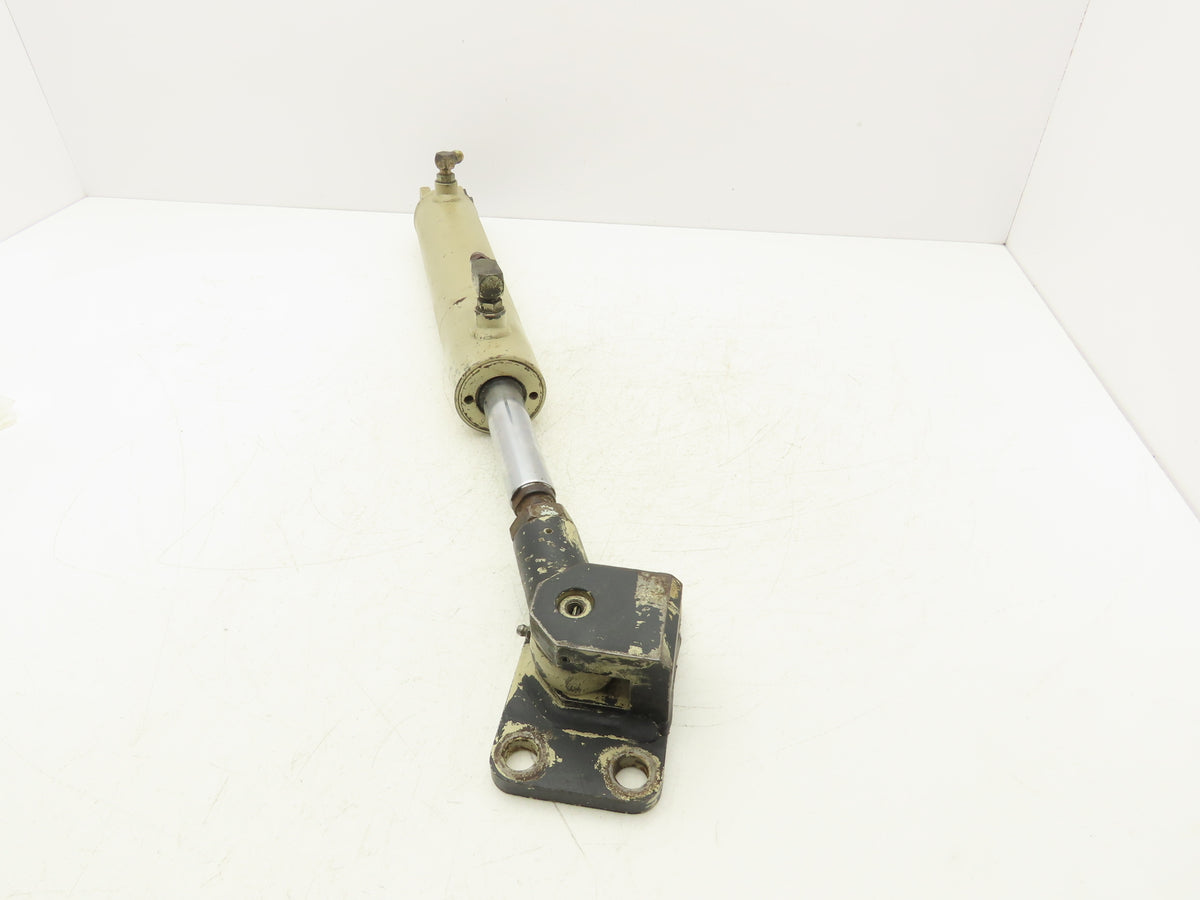 Crown Stand On Forklift Hydraulic Tilt Cylinder Removed From 30RCTT READ