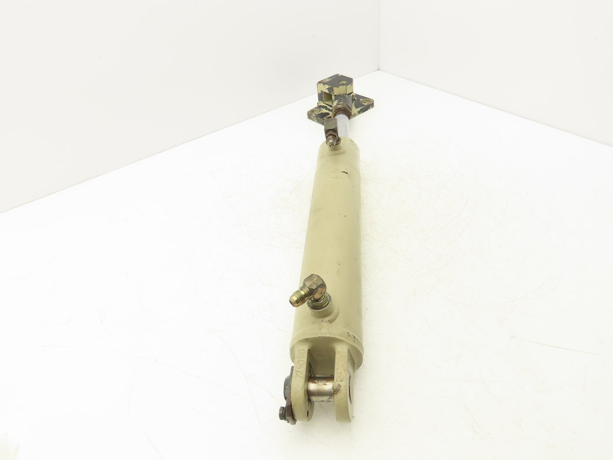 Crown Stand On Forklift Hydraulic Tilt Cylinder Removed From 30RCTT READ