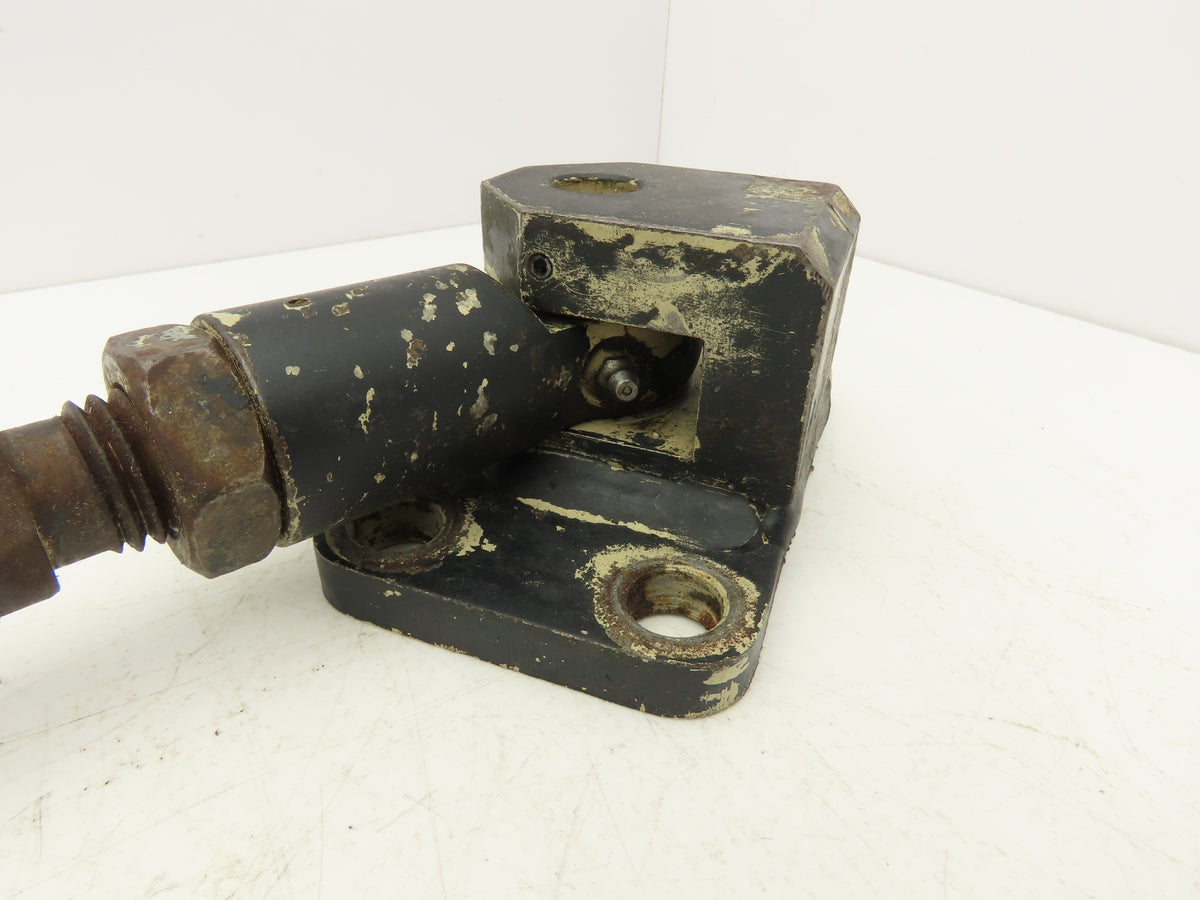 Crown Stand On Forklift Hydraulic Tilt Cylinder Removed From 30RCTT READ