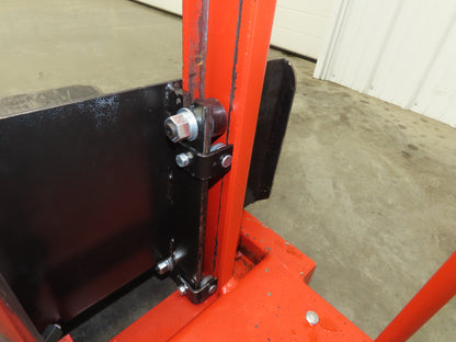 Wesco ESPL-80-3032 Economy Large Platform Hydraulic Stacker 1000 Lb. Capacity