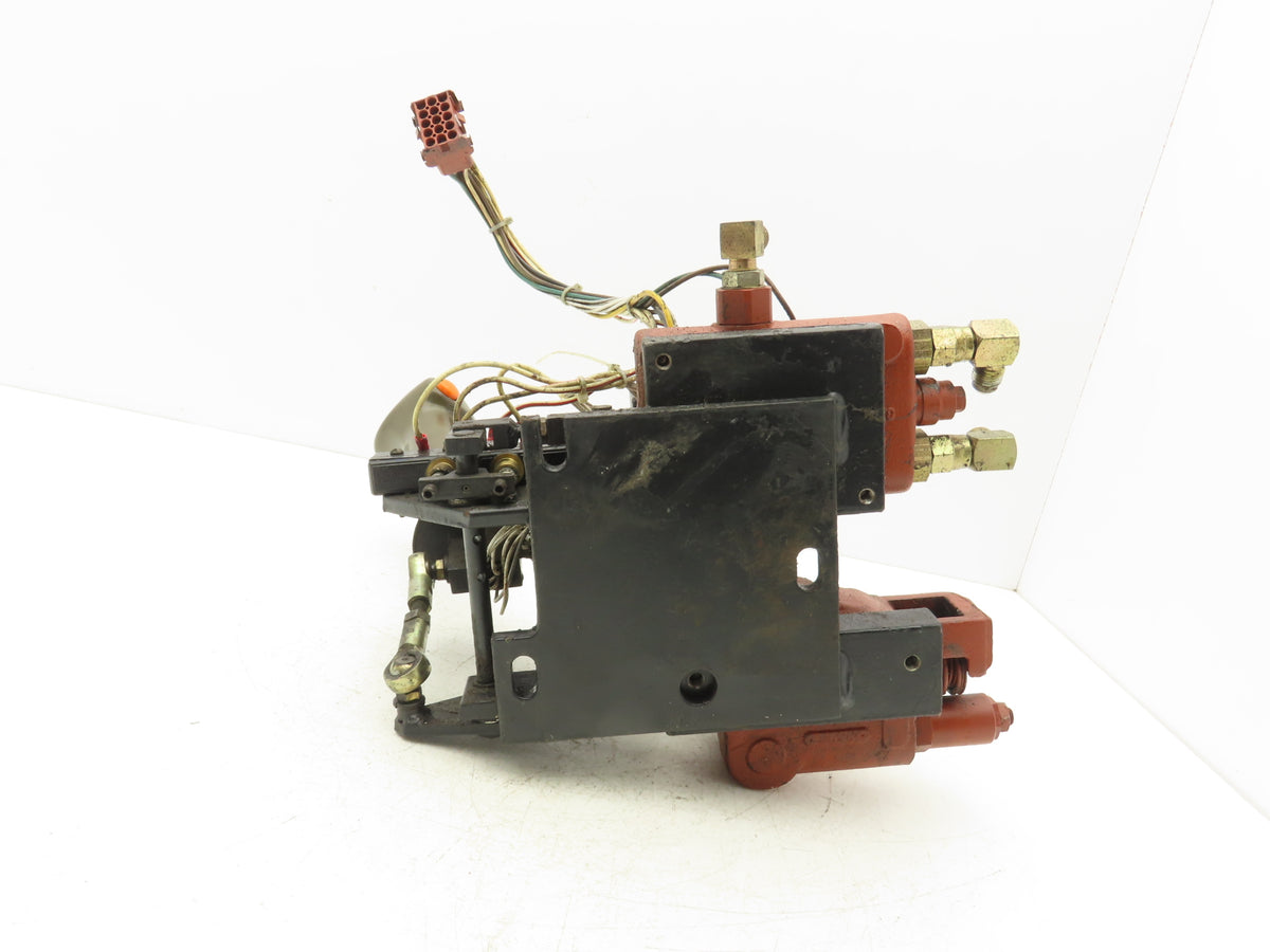 Crown 30RCTT Stand On Forklift Hydraulic Joystick Spool Valve Mast Control
