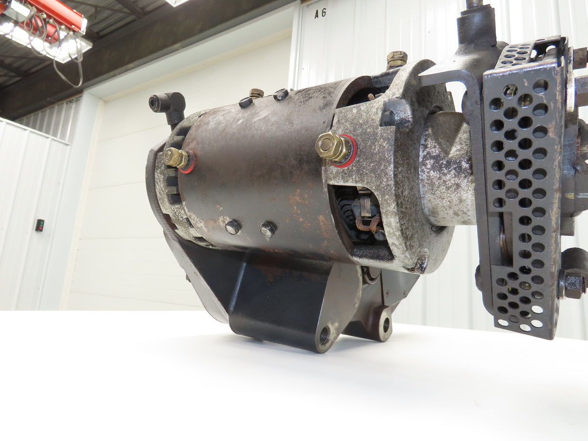 Crown 020094-001 Forklift Left Front Drive 8-Lug Axle & Motor W6AC01 Off 30RCTT
