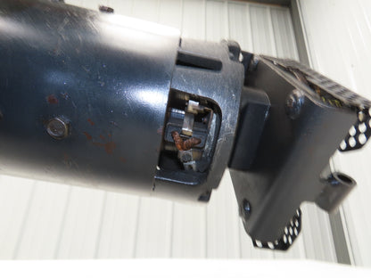 Crown 020094-001 Forklift Right Front Drive 8-Lug Axle & Motor W6AC01 Off 30RCTT