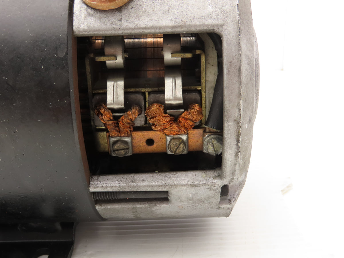 Raymond P94-4002A Dockstocker Forklift Hydraulic Pump & Motor Off DSS-350TT