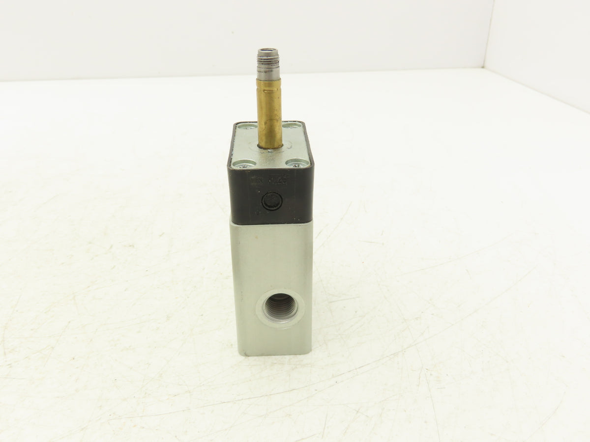 Norgren 8010754 Pneumatic Solenoid Valve 3/2-Pos 24 VDC 145 PSI 1/4" NPT