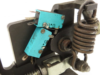 Raymond Stand On Forklift Brake Master Cylinder Assembly Off 640-C40TT